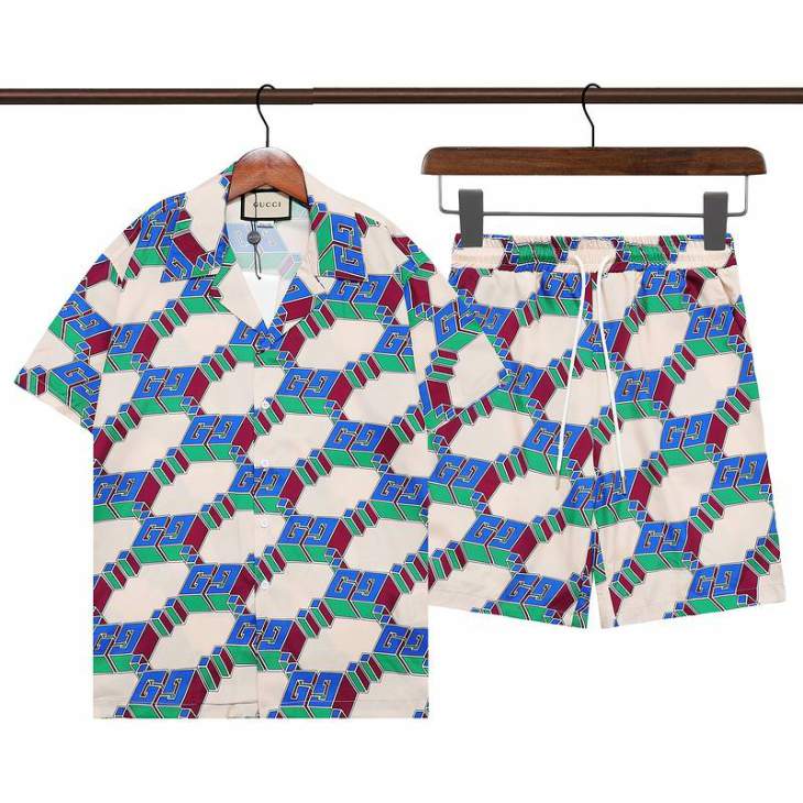 Picture of Gucci Shirt Pant Suits _SKUGucciM-3XLystrQ27321879